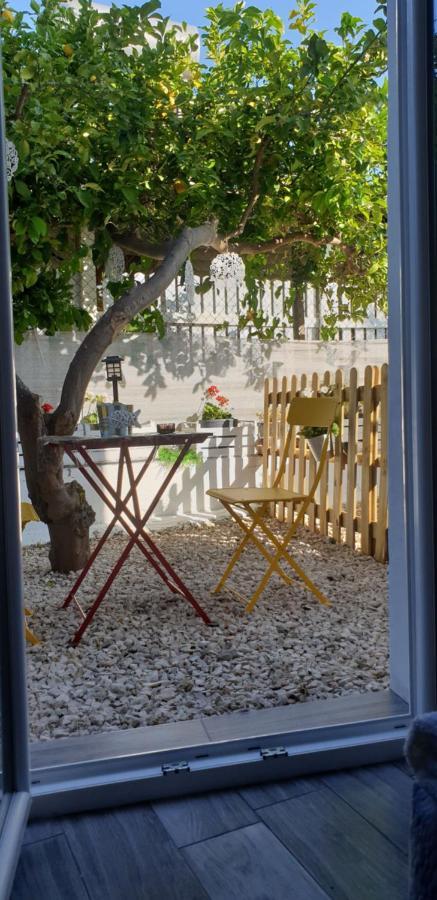 Un Passo Dal Mare Bed&Breakfast San Salvo Marina Exteriör bild